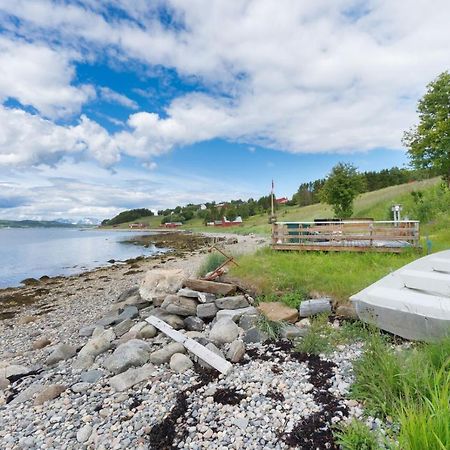 Andorja En Idyllisk Perle Naer Lofoten Ibestad Buitenkant foto